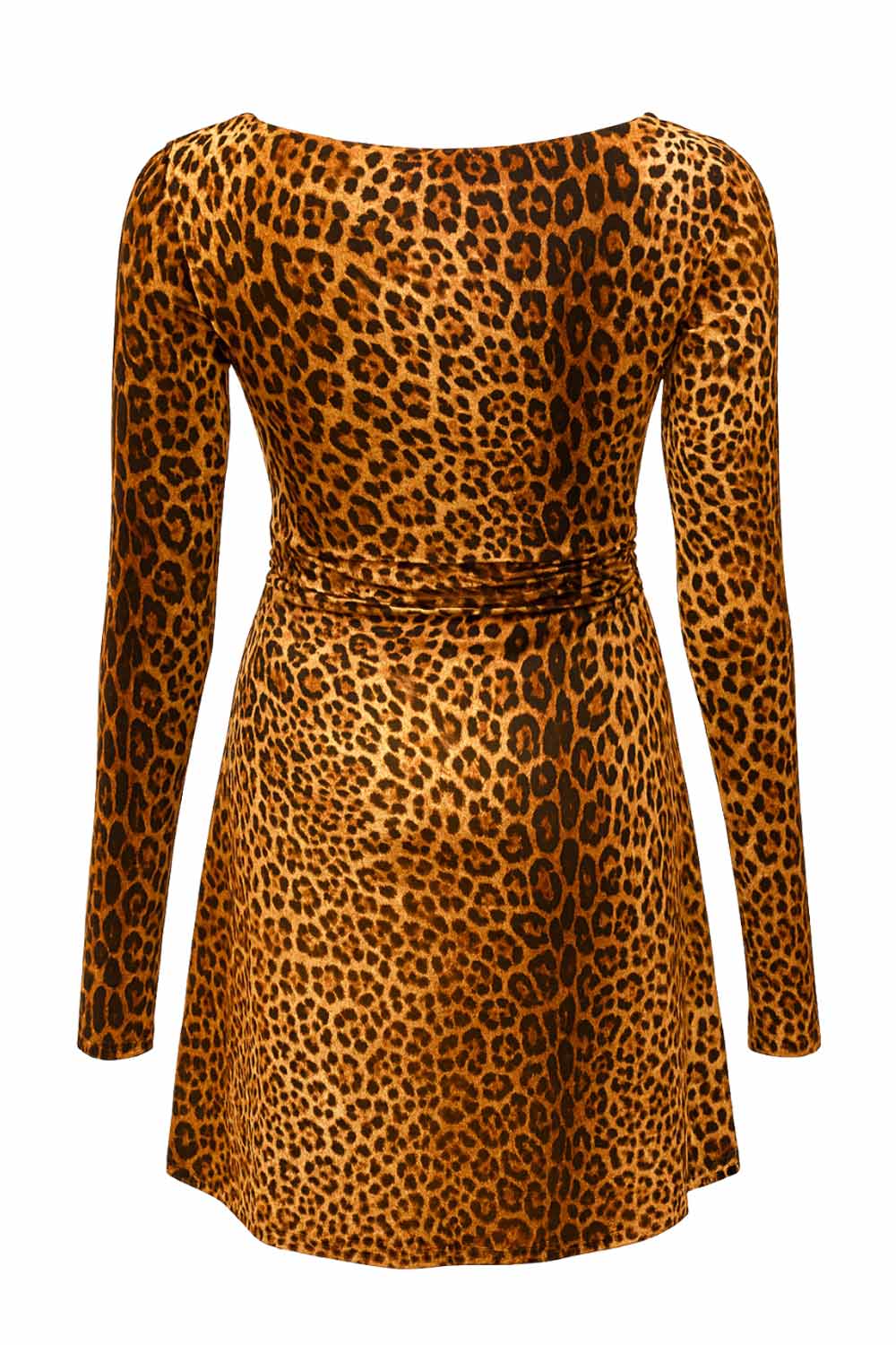 Vestido corto de estampado animal, fit ajustado, manga larga, corte en a, cuello barco y plisados en laterales en cintura.